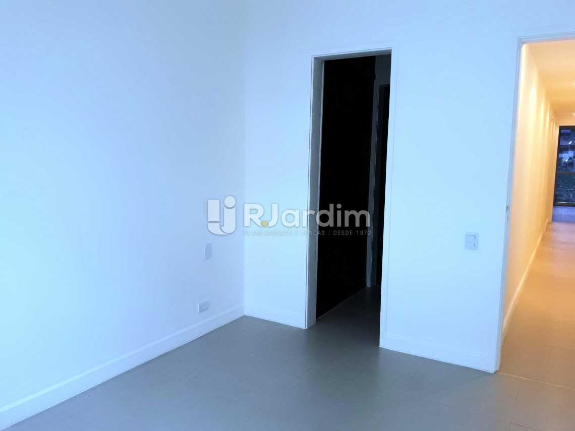Conheça Suíte do imóvel - Compra Venda Avaliação Imóveis Apartamento Leblon 3 Quartos - LAAP31192 - 12 Suíte - Compra Venda Avaliação Imóveis Apartamento Leblon 3 Quartos - LAAP31192 - 12