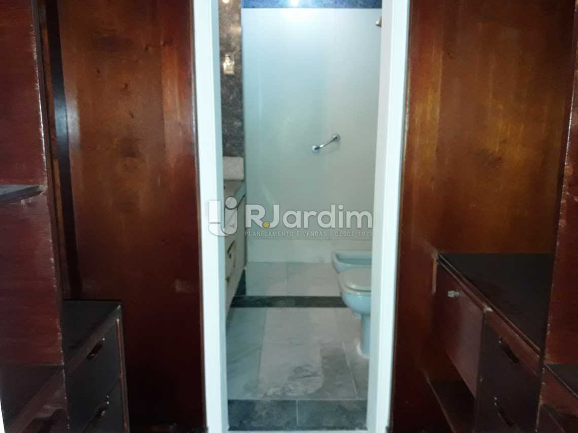 Conheça Closet do imóvel - Compra Venda Avaliação Imóveis Apartamento Leblon 3 Quartos - LAAP31192 - 13 Closet - Compra Venda Avaliação Imóveis Apartamento Leblon 3 Quartos - LAAP31192 - 13