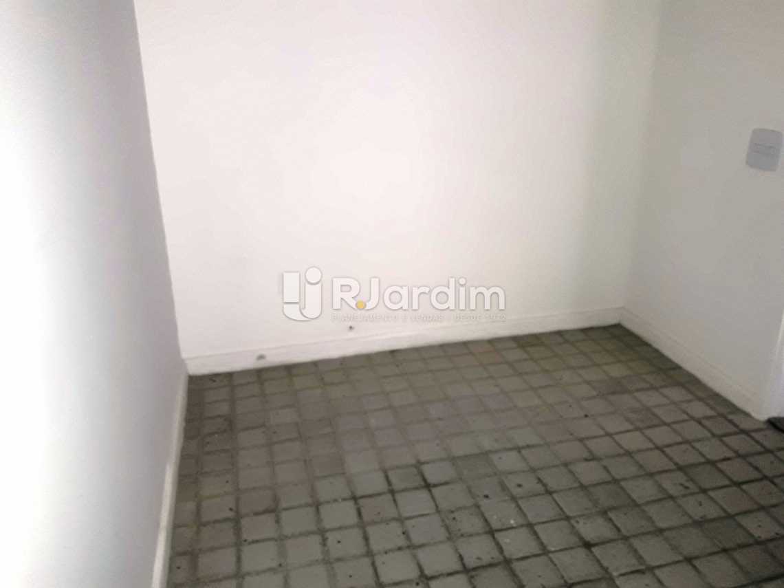 Conheça Dependência do imóvel - Compra Venda Avaliação Imóveis Apartamento Leblon 3 Quartos - LAAP31192 - 21 Dependência - Compra Venda Avaliação Imóveis Apartamento Leblon 3 Quartos - LAAP31192 - 21