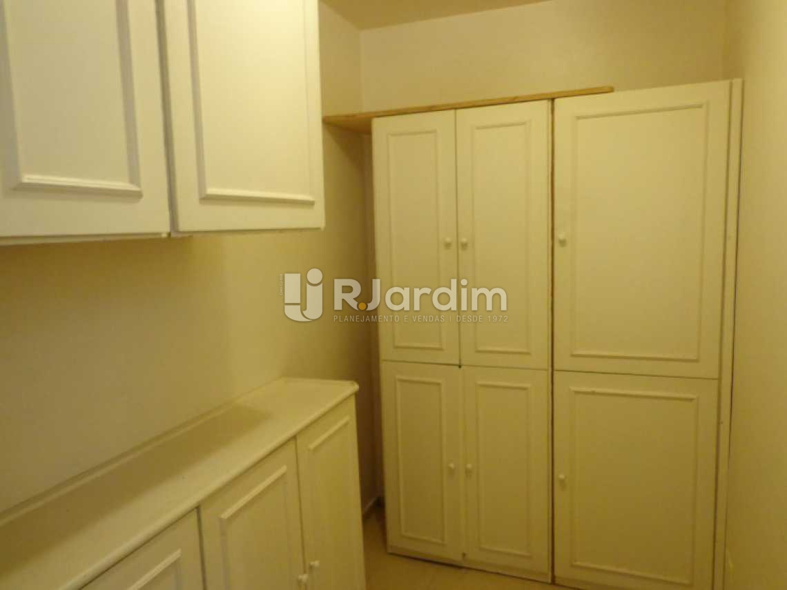 Conheça Dependência do imóvel - Apartamento À VENDA, Copacabana, Rio de Janeiro, RJ - LAAP30345 - 17 Dependência - Apartamento À VENDA, Copacabana, Rio de Janeiro, RJ - LAAP30345 - 17