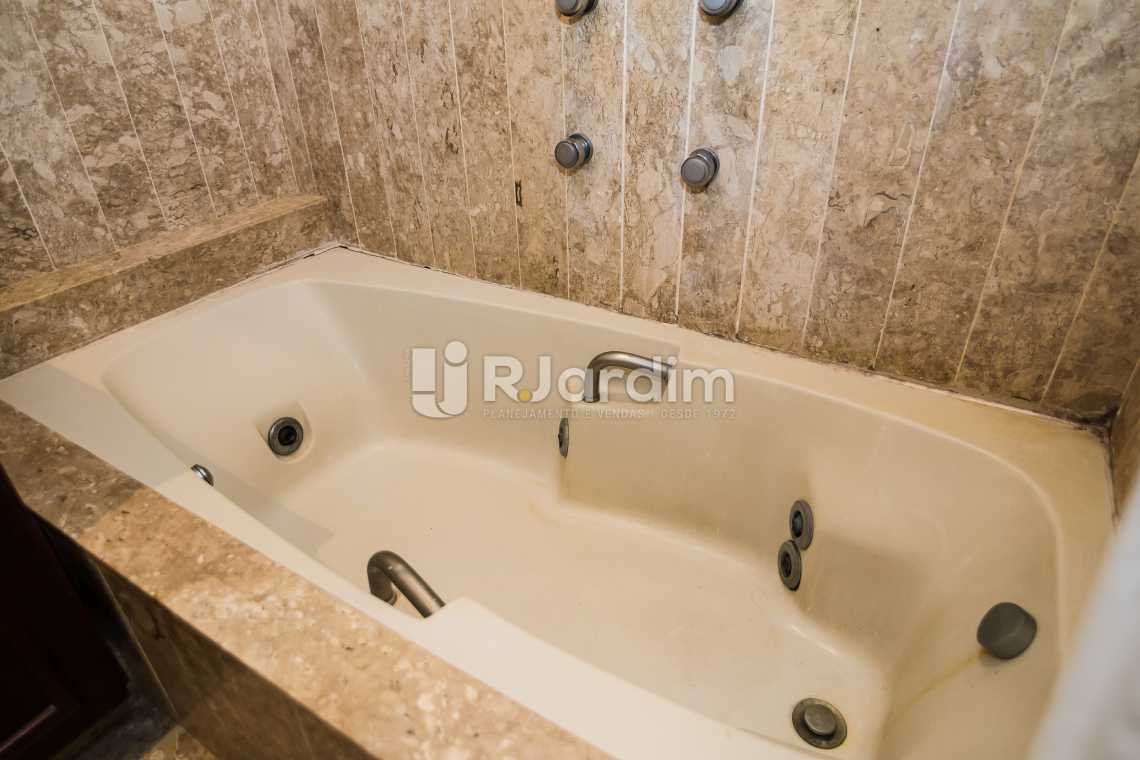 Conheça suíte do imóvel - Compra Venda Avaliação Imóveis Apartamento Ipanema 3 Quartos - LAAP30350 - 9 suíte - Compra Venda Avaliação Imóveis Apartamento Ipanema 3 Quartos - LAAP30350 - 9