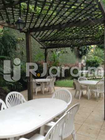 Conheça Caramanchão do imóvel - Casa Cosme Velho, Zona Sul,Rio de Janeiro, RJ À Venda, 9 Quartos, 633m² - LACA90003 - 6 Caramanchão - Casa Cosme Velho, Zona Sul,Rio de Janeiro, RJ À Venda, 9 Quartos, 633m² - LACA90003 - 6