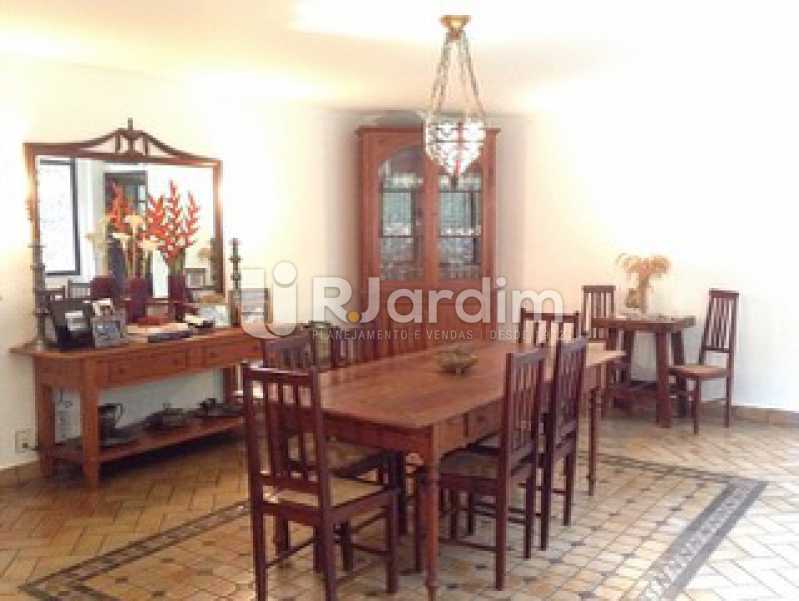 Conheça Sala de Jantar do imóvel - Casa Cosme Velho, Zona Sul,Rio de Janeiro, RJ À Venda, 9 Quartos, 633m² - LACA90003 - 14 Sala de Jantar - Casa Cosme Velho, Zona Sul,Rio de Janeiro, RJ À Venda, 9 Quartos, 633m² - LACA90003 - 14