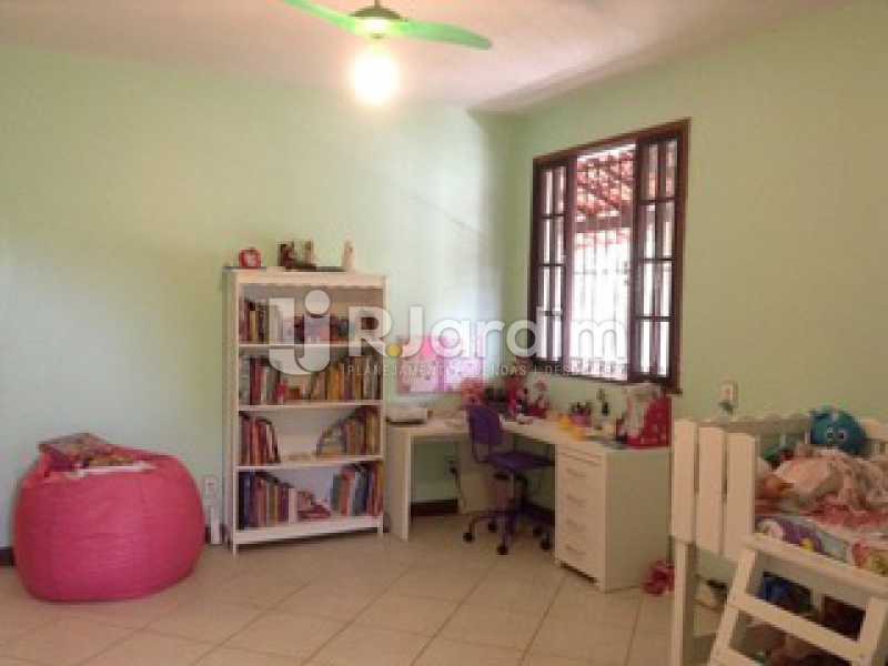 Conheça Suíte do imóvel - Casa Cosme Velho, Zona Sul,Rio de Janeiro, RJ À Venda, 9 Quartos, 633m² - LACA90003 - 21 Suíte - Casa Cosme Velho, Zona Sul,Rio de Janeiro, RJ À Venda, 9 Quartos, 633m² - LACA90003 - 21