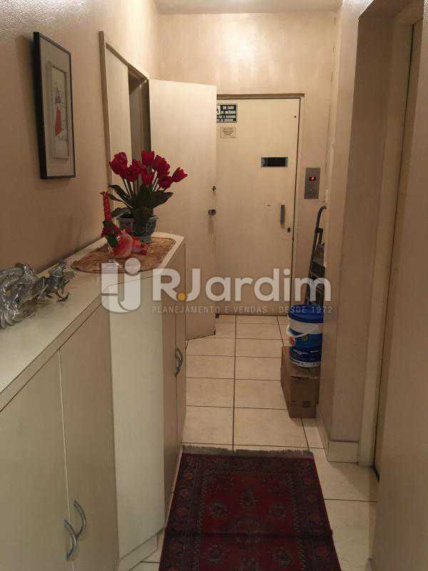 Conheça área de serviço do imóvel - Apartamento À Venda - Copacabana - Rio de Janeiro - RJ - LAAP30389 - 29 área de serviço - Apartamento À Venda - Copacabana - Rio de Janeiro - RJ - LAAP30389 - 29