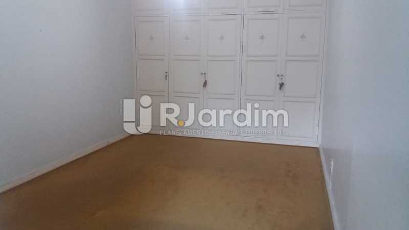 Conheça Quarto 3 do imóvel - Apartamento 3 Quartos Copacabana Zona sul Rio de Janeiro RJ - LAAP30453 - 11 Quarto 3 - Apartamento 3 Quartos Copacabana Zona sul Rio de Janeiro RJ - LAAP30453 - 11