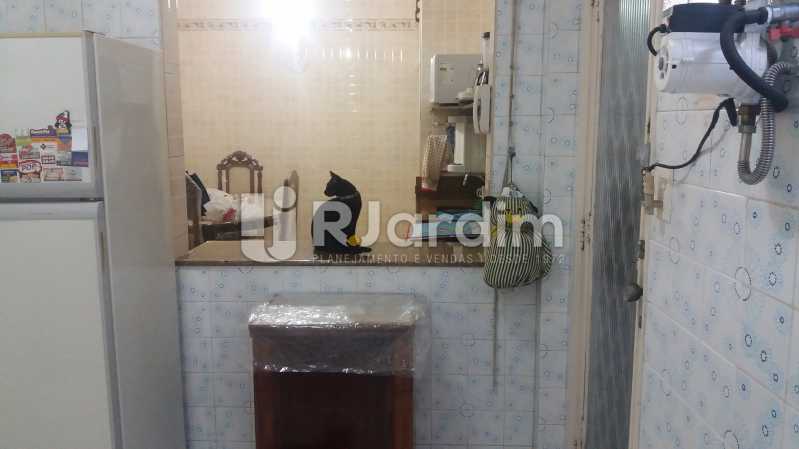 Conheça Área do imóvel - Apartamento 3 Quartos Copacabana Zona sul Rio de Janeiro RJ - LAAP30453 - 17 Área - Apartamento 3 Quartos Copacabana Zona sul Rio de Janeiro RJ - LAAP30453 - 17