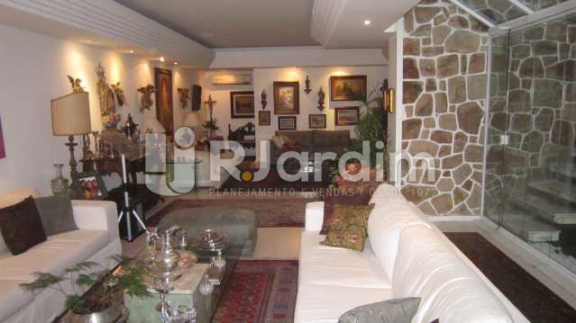 Conheça Imagem do imóvel - Cobertura Copacabana, Zona Sul,Rio de Janeiro, RJ À Venda, 9 Quartos, 647m² - LACO90001 - 5 Imagem - Cobertura Copacabana, Zona Sul,Rio de Janeiro, RJ À Venda, 9 Quartos, 647m² - LACO90001 - 5
