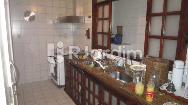 Conheça Imagem do imóvel - Cobertura Copacabana, Zona Sul,Rio de Janeiro, RJ À Venda, 9 Quartos, 647m² - LACO90001 - 23 Imagem - Cobertura Copacabana, Zona Sul,Rio de Janeiro, RJ À Venda, 9 Quartos, 647m² - LACO90001 - 23