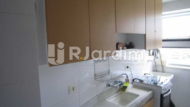 Conheça Cozinha/área de serviço do imóvel - Flat / Residencial / Leblon / Zona sul / Rio de Janeiro RJ - LAFL10013 - 14 Cozinha/área de serviço - Flat / Residencial / Leblon / Zona sul / Rio de Janeiro RJ - LAFL10013 - 14