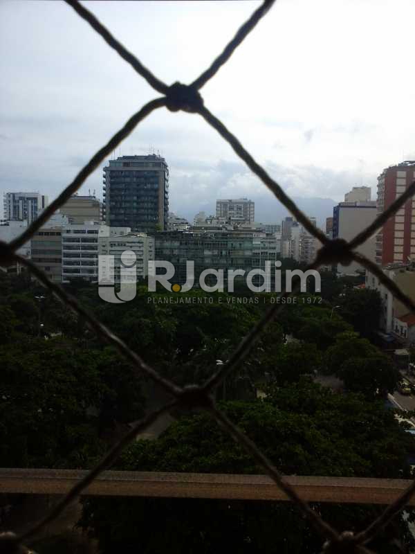 Conheça Vista - Sala do imóvel - Apartamento À VENDA, Ipanema, Rio de Janeiro, RJ - LAAP30522 - 27 Vista - Sala - Apartamento À VENDA, Ipanema, Rio de Janeiro, RJ - LAAP30522 - 27