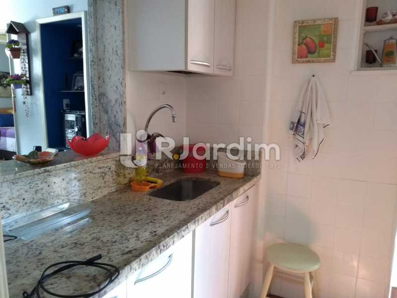 Conheça cozinha do imóvel - Apartamento à venda Rua Visconde de Pirajá,Ipanema, Zona Sul,Rio de Janeiro - R$ 1.470.000 - LAAP20384 - 16 cozinha - Apartamento à venda Rua Visconde de Pirajá,Ipanema, Zona Sul,Rio de Janeiro - R$ 1.470.000 - LAAP20384 - 16