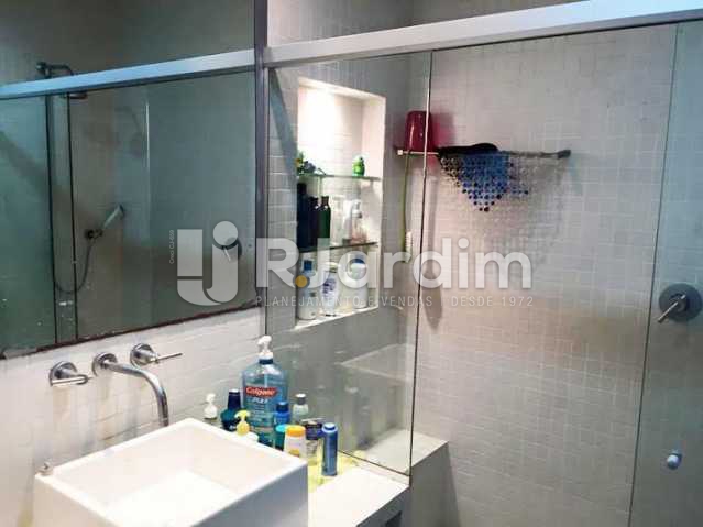 Conheça Banheiro Social do imóvel - Apartamento À VENDA, Leblon, Rio de Janeiro, RJ - LAAP40259 - 11 Banheiro Social - Apartamento À VENDA, Leblon, Rio de Janeiro, RJ - LAAP40259 - 11
