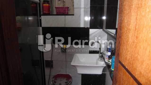 Conheça BANHEIRO SOCIAL do imóvel - Apartamento À VENDA, Copacabana, Rio de Janeiro, RJ - LAAP20394 - 13 BANHEIRO SOCIAL - Apartamento À VENDA, Copacabana, Rio de Janeiro, RJ - LAAP20394 - 13
