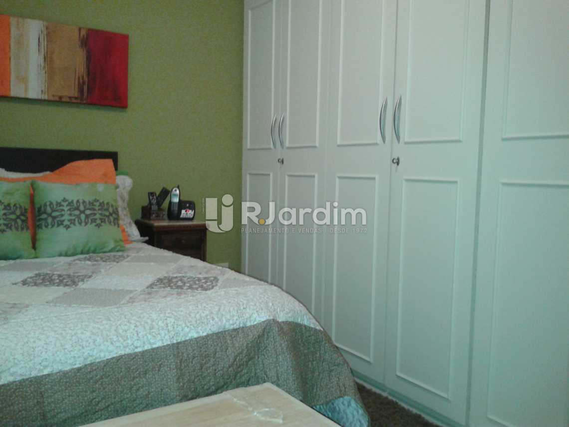 Conheça Suíte do imóvel - Apartamento 2 Quartos Humaitá Zona Sul Rio de Janeiro RJ - LAAP20397 - 11 Suíte - Apartamento 2 Quartos Humaitá Zona Sul Rio de Janeiro RJ - LAAP20397 - 11