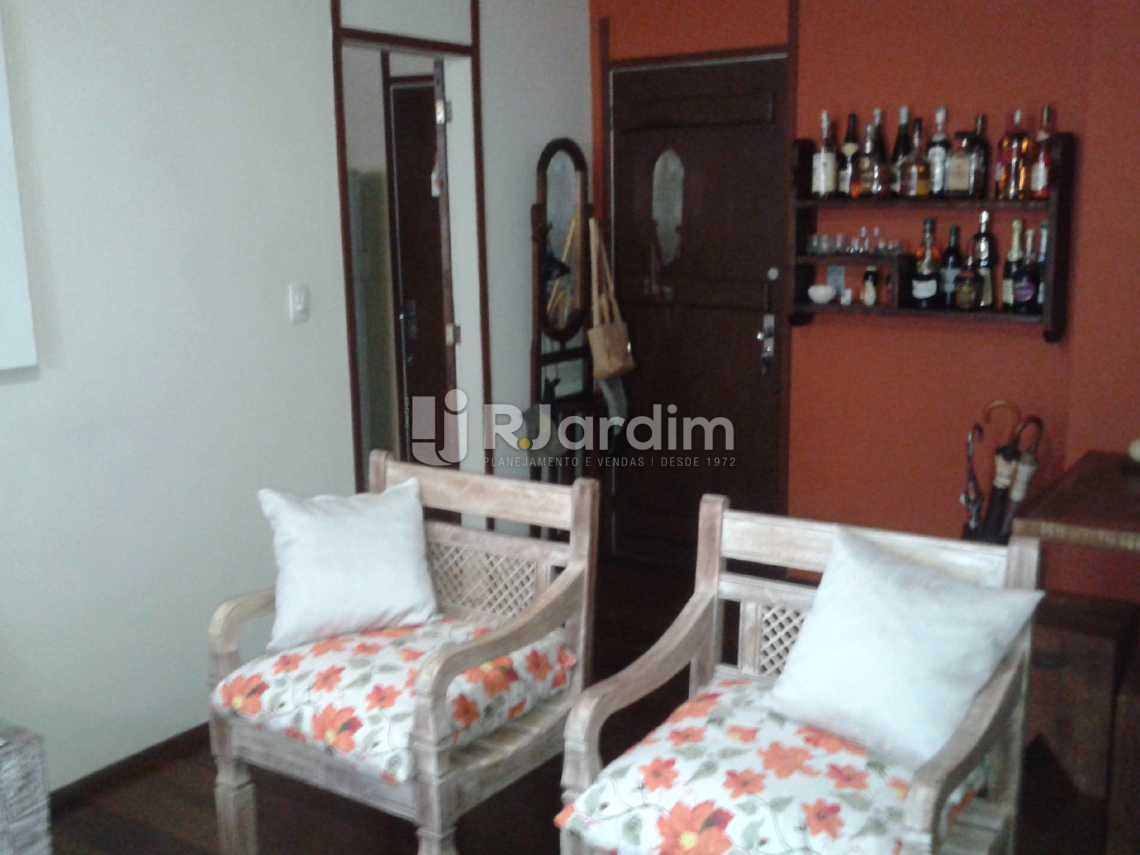 Conheça Sala do imóvel - Apartamento 2 Quartos Humaitá Zona Sul Rio de Janeiro RJ - LAAP20397 - 4 Sala - Apartamento 2 Quartos Humaitá Zona Sul Rio de Janeiro RJ - LAAP20397 - 4