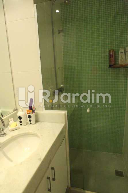 Conheça banheiro social do imóvel - Apartamento À VENDA, Leblon, Rio de Janeiro, RJ - LAAP40270 - 21 banheiro social - Apartamento À VENDA, Leblon, Rio de Janeiro, RJ - LAAP40270 - 21