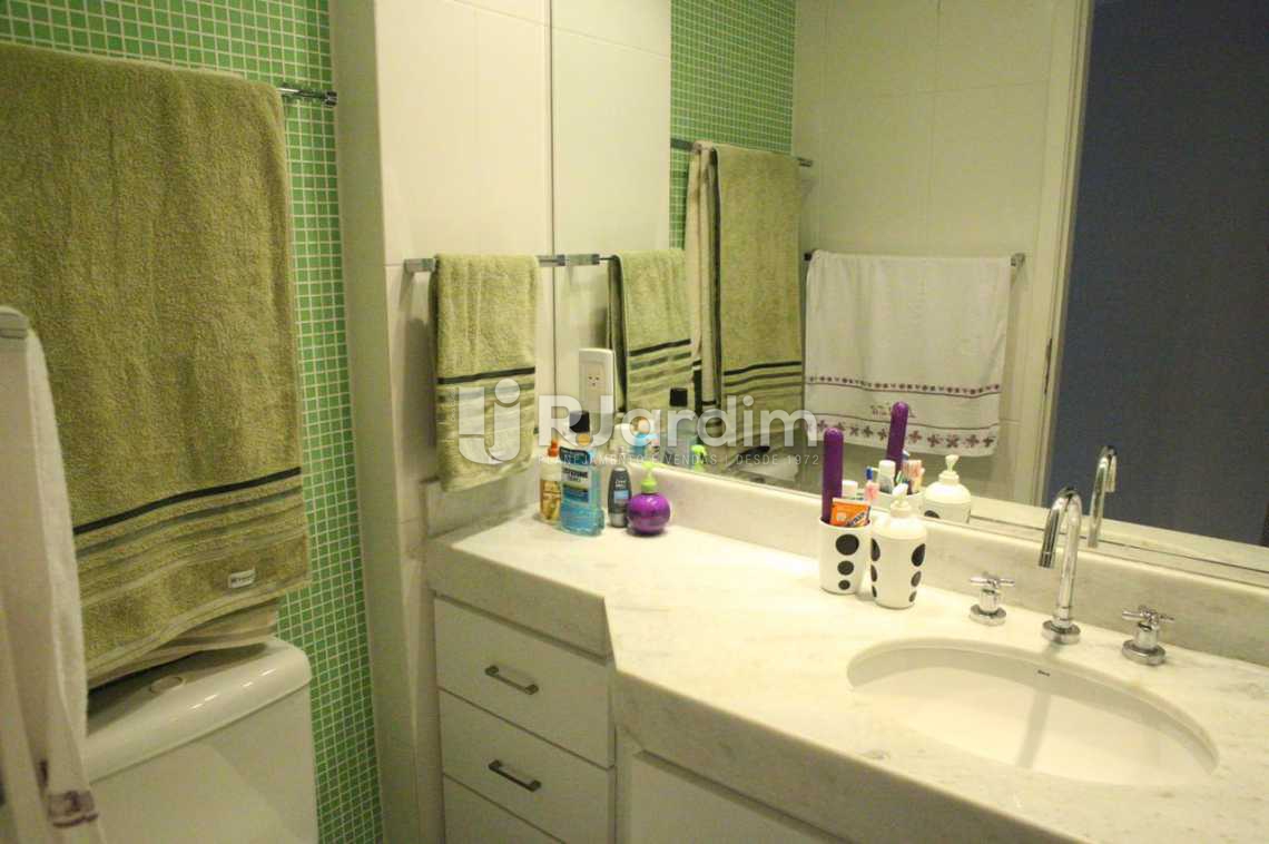 Conheça banheiro do imóvel - Apartamento À VENDA, Leblon, Rio de Janeiro, RJ - LAAP40270 - 23 banheiro - Apartamento À VENDA, Leblon, Rio de Janeiro, RJ - LAAP40270 - 23