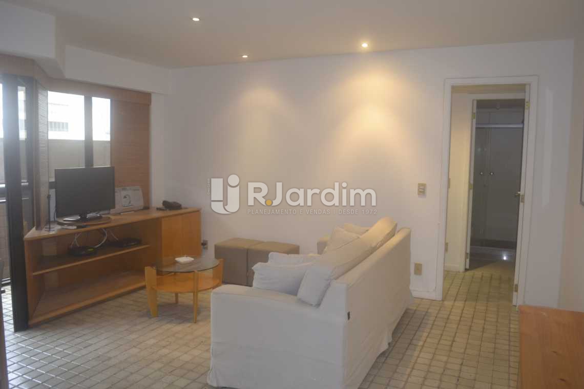 Conheça Sala de estar do imóvel - Flat para alugar Avenida Vieira Souto,Ipanema, Zona Sul,Rio de Janeiro - R$ 10.000 - LAFL20013 - 3 Sala de estar - Flat para alugar Avenida Vieira Souto,Ipanema, Zona Sul,Rio de Janeiro - R$ 10.000 - LAFL20013 - 3