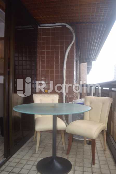 Conheça Varanda do imóvel - Flat para alugar Avenida Vieira Souto,Ipanema, Zona Sul,Rio de Janeiro - R$ 10.000 - LAFL20013 - 7 Varanda - Flat para alugar Avenida Vieira Souto,Ipanema, Zona Sul,Rio de Janeiro - R$ 10.000 - LAFL20013 - 7
