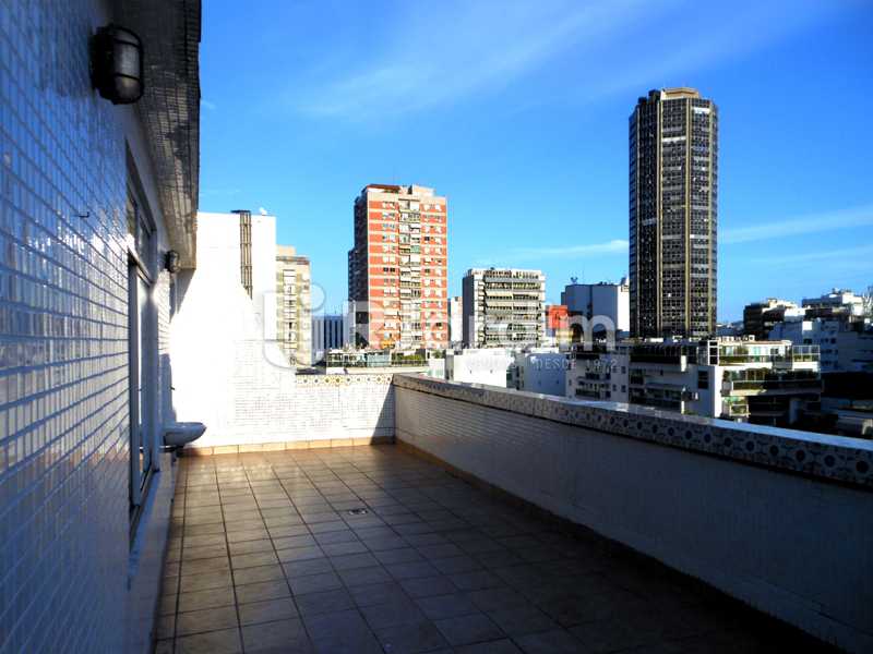 Conheça 20 - Terraço da cobertura do imóvel - Cobertura À VENDA, Leblon, Rio de Janeiro, RJ - LACO30082 - 22 20 - Terraço da cobertura - Cobertura À VENDA, Leblon, Rio de Janeiro, RJ - LACO30082 - 22