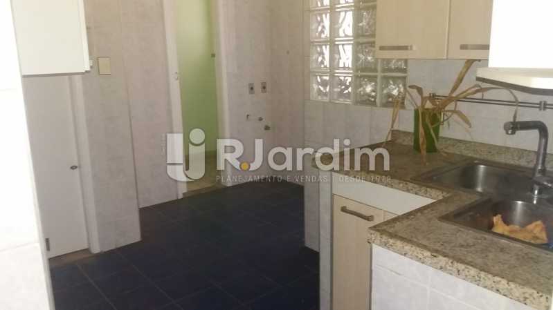 Conheça Cozinha do imóvel - Apartamento À VENDA, Copacabana, Rio de Janeiro, RJ - LAAP30599 - 14 Cozinha - Apartamento À VENDA, Copacabana, Rio de Janeiro, RJ - LAAP30599 - 14