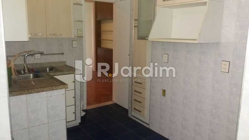 Conheça Cozinha do imóvel - Apartamento À VENDA, Copacabana, Rio de Janeiro, RJ - LAAP30599 - 16 Cozinha - Apartamento À VENDA, Copacabana, Rio de Janeiro, RJ - LAAP30599 - 16