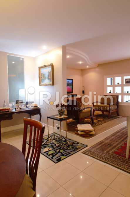 Conheça Sala em 3 ambientes do imóvel - Apartamento À venda, Copacabana, Zona sul, Rio de Janeiro, RJ - LAAP30611 - 3 Sala em 3 ambientes - Apartamento À venda, Copacabana, Zona sul, Rio de Janeiro, RJ - LAAP30611 - 3