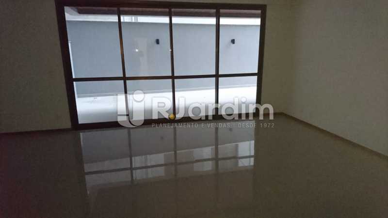 Conheça WhatsApp Image 2018-06-20 at 1 do imóvel - Lançamento Caravelle Residences 3 Quartos Botafogo Rio de Janeiro RJ - LAAP40280 - 20 WhatsApp Image 2018-06-20 at 1 - Lançamento Caravelle Residences 3 Quartos Botafogo Rio de Janeiro RJ - LAAP40280 - 20