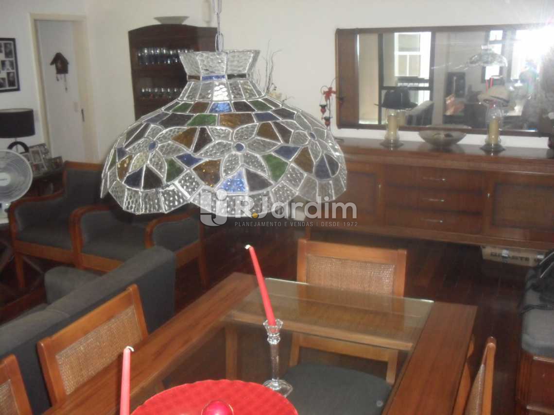 Conheça SALA AMBIENTES do imóvel - Apartamento Padrão / Residencial / Humaitá / Zona sul / Rio de Janeiro RJ - LAAP30634 - 5 SALA AMBIENTES - Apartamento Padrão / Residencial / Humaitá / Zona sul / Rio de Janeiro RJ - LAAP30634 - 5