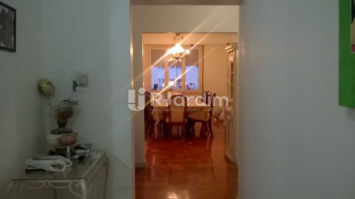 Conheça Hall de entrada do imóvel - Apartamento Copacabana 4 Quartos Compra Venda Avaliação - LAAP40287 - 3 Hall de entrada - Apartamento Copacabana 4 Quartos Compra Venda Avaliação - LAAP40287 - 3