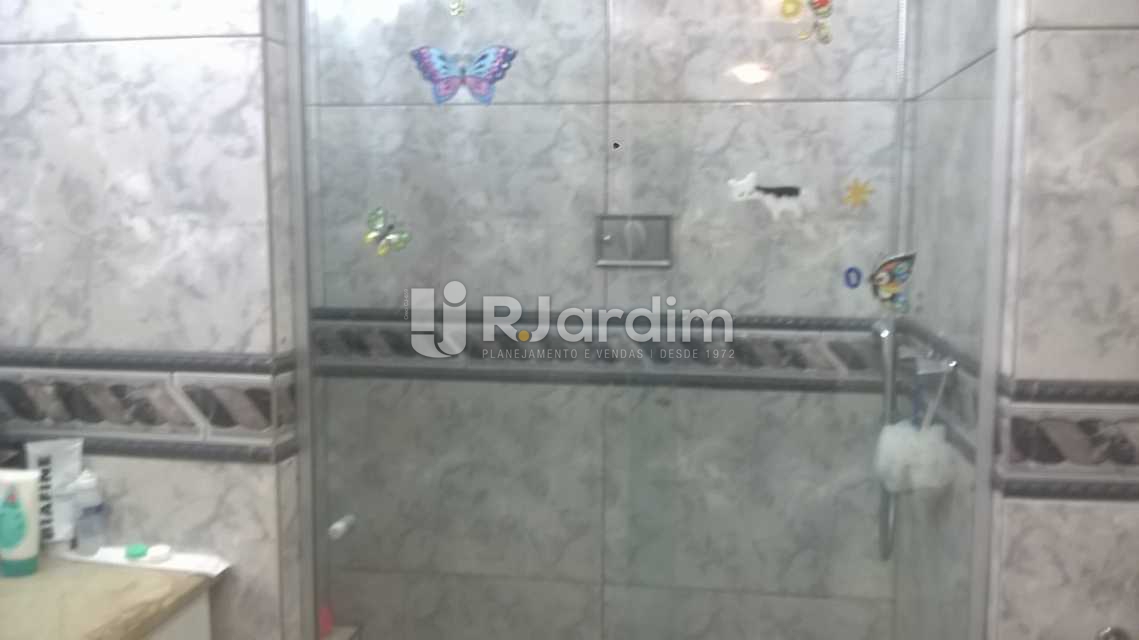 Conheça Banheiro Social2 do imóvel - Apartamento Copacabana 4 Quartos Compra Venda Avaliação - LAAP40287 - 18 Banheiro Social2 - Apartamento Copacabana 4 Quartos Compra Venda Avaliação - LAAP40287 - 18