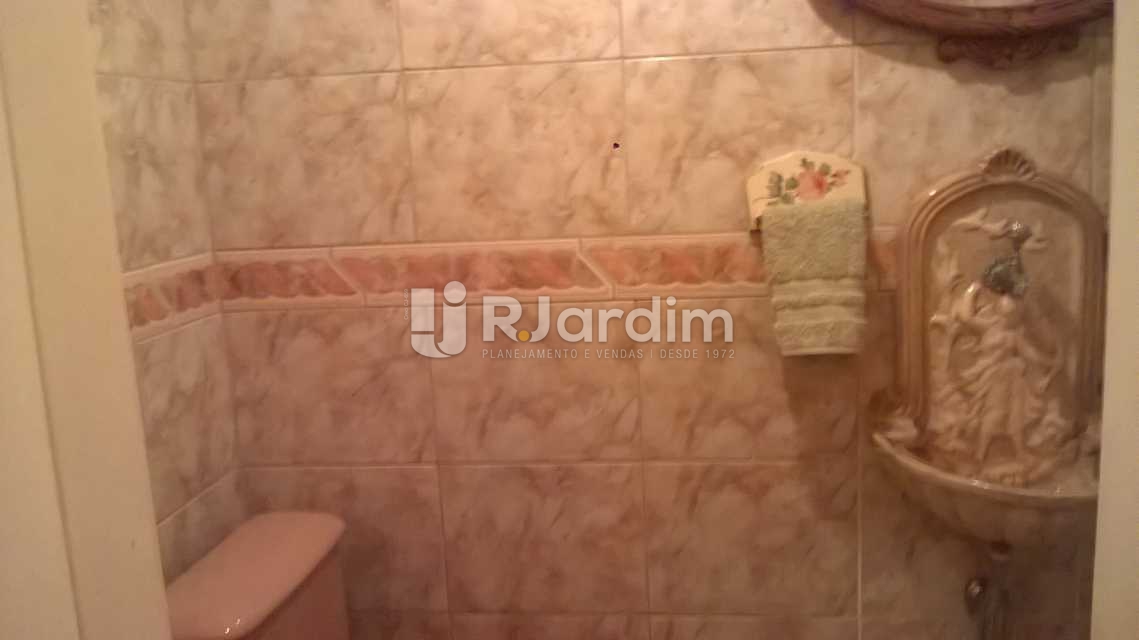 Conheça Lavabo do imóvel - Apartamento Copacabana 4 Quartos Compra Venda Avaliação - LAAP40287 - 6 Lavabo - Apartamento Copacabana 4 Quartos Compra Venda Avaliação - LAAP40287 - 6