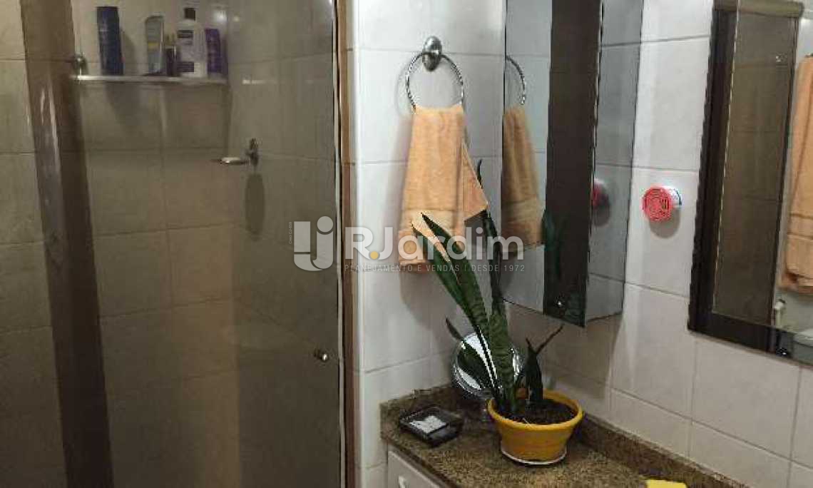 Conheça BANHEIRO SOCIAL do imóvel - Apartamento à venda Rua Álvaro Ramos,Botafogo, Zona Sul,Rio de Janeiro - R$ 1.550.000 - LAAP30640 - 11 BANHEIRO SOCIAL - Apartamento à venda Rua Álvaro Ramos,Botafogo, Zona Sul,Rio de Janeiro - R$ 1.550.000 - LAAP30640 - 11
