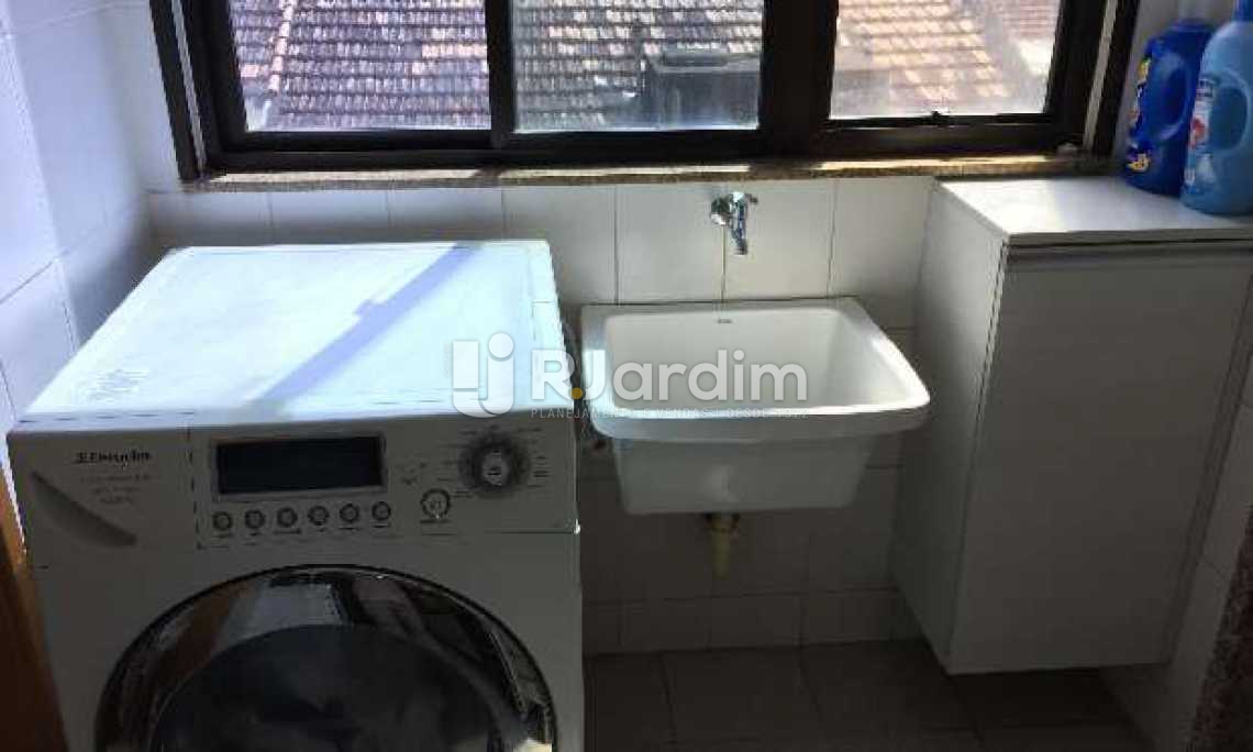 Conheça AREA DE SERVIÇO do imóvel - Apartamento à venda Rua Álvaro Ramos,Botafogo, Zona Sul,Rio de Janeiro - R$ 1.550.000 - LAAP30640 - 17 AREA DE SERVIÇO - Apartamento à venda Rua Álvaro Ramos,Botafogo, Zona Sul,Rio de Janeiro - R$ 1.550.000 - LAAP30640 - 17