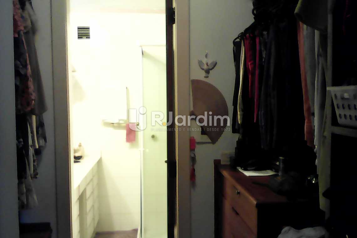 Conheça CLOSET SUITE 1 do imóvel - Compra Venda Cobertura Lagoa 4 Quartos - LACO40142 - 8 CLOSET SUITE 1 - Compra Venda Cobertura Lagoa 4 Quartos - LACO40142 - 8