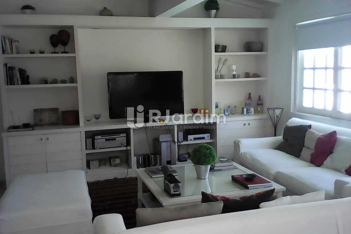 Conheça SALA SEGUNDO PISO do imóvel - Compra Venda Cobertura Lagoa 4 Quartos - LACO40142 - 15 SALA SEGUNDO PISO - Compra Venda Cobertura Lagoa 4 Quartos - LACO40142 - 15