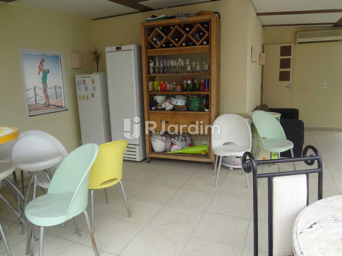 Conheça Sala 2° Piso do imóvel - Cobertura 2 Quartos Gávea Zona Sul Rio de Janeiro RJ - LACO30088 - 17 Sala 2° Piso - Cobertura 2 Quartos Gávea Zona Sul Rio de Janeiro RJ - LACO30088 - 17