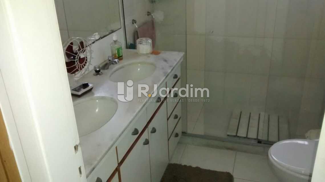 Conheça banheiro suíte do imóvel - Cobertura À VENDA, Barra da Tijuca, Rio de Janeiro, RJ - LACO40050 - 12 banheiro suíte - Cobertura À VENDA, Barra da Tijuca, Rio de Janeiro, RJ - LACO40050 - 12