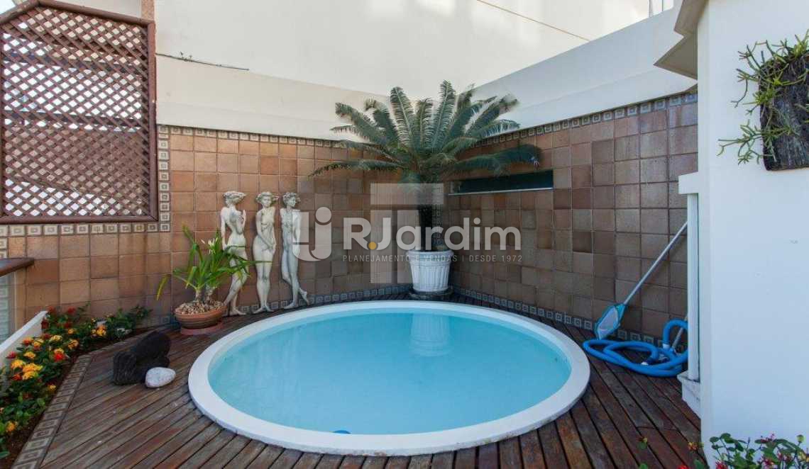 Conheça Piscina do imóvel - Imóveis Compra e Venda Ipanema Vieira Souto 3 Quartos - LACO30089 - 10 Piscina - Imóveis Compra e Venda Ipanema Vieira Souto 3 Quartos - LACO30089 - 10