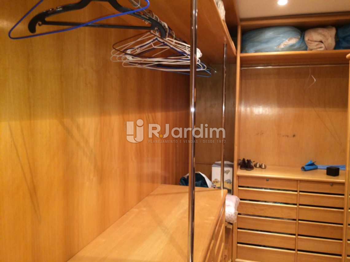 Conheça Closet suíte do imóvel - Cobertura À VENDA, Ipanema, Rio de Janeiro, RJ - LACO30096 - 23 Closet suíte - Cobertura À VENDA, Ipanema, Rio de Janeiro, RJ - LACO30096 - 23