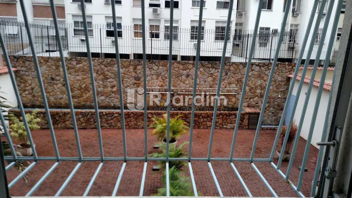Conheça vista sala e 2 quartos do imóvel - Apartamento À VENDA, Copacabana, Rio de Janeiro, RJ - LAAP40328 - 5 vista sala e 2 quartos - Apartamento À VENDA, Copacabana, Rio de Janeiro, RJ - LAAP40328 - 5