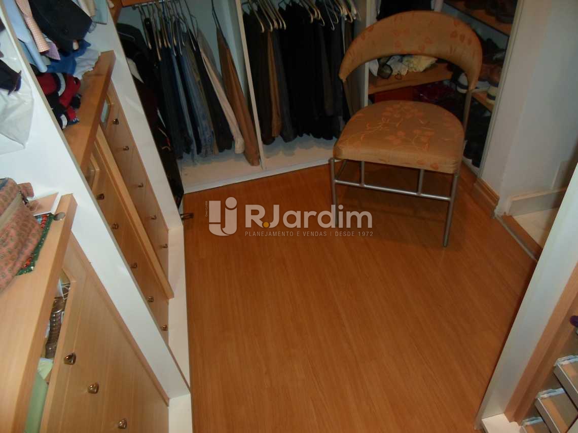 Conheça Closet do imóvel - Imóveis Compra e Venda Leblon 3 Quartos - LAAP30761 - 16 Closet - Imóveis Compra e Venda Leblon 3 Quartos - LAAP30761 - 16