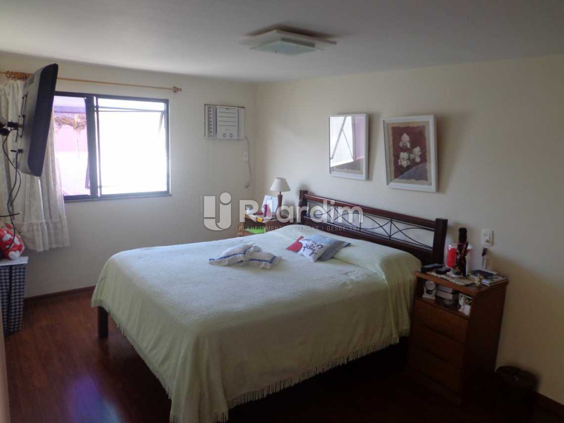 Conheça suíte 2° piso do imóvel - Cobertura À VENDA, Barra da Tijuca, Rio de Janeiro, RJ - LACO30108 - 18 suíte 2° piso - Cobertura À VENDA, Barra da Tijuca, Rio de Janeiro, RJ - LACO30108 - 18