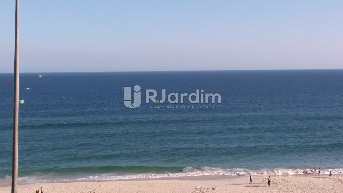 Conheça Vista 2º piso do imóvel - Cobertura À VENDA, Barra da Tijuca, Rio de Janeiro, RJ - LACO30108 - 21 Vista 2º piso - Cobertura À VENDA, Barra da Tijuca, Rio de Janeiro, RJ - LACO30108 - 21