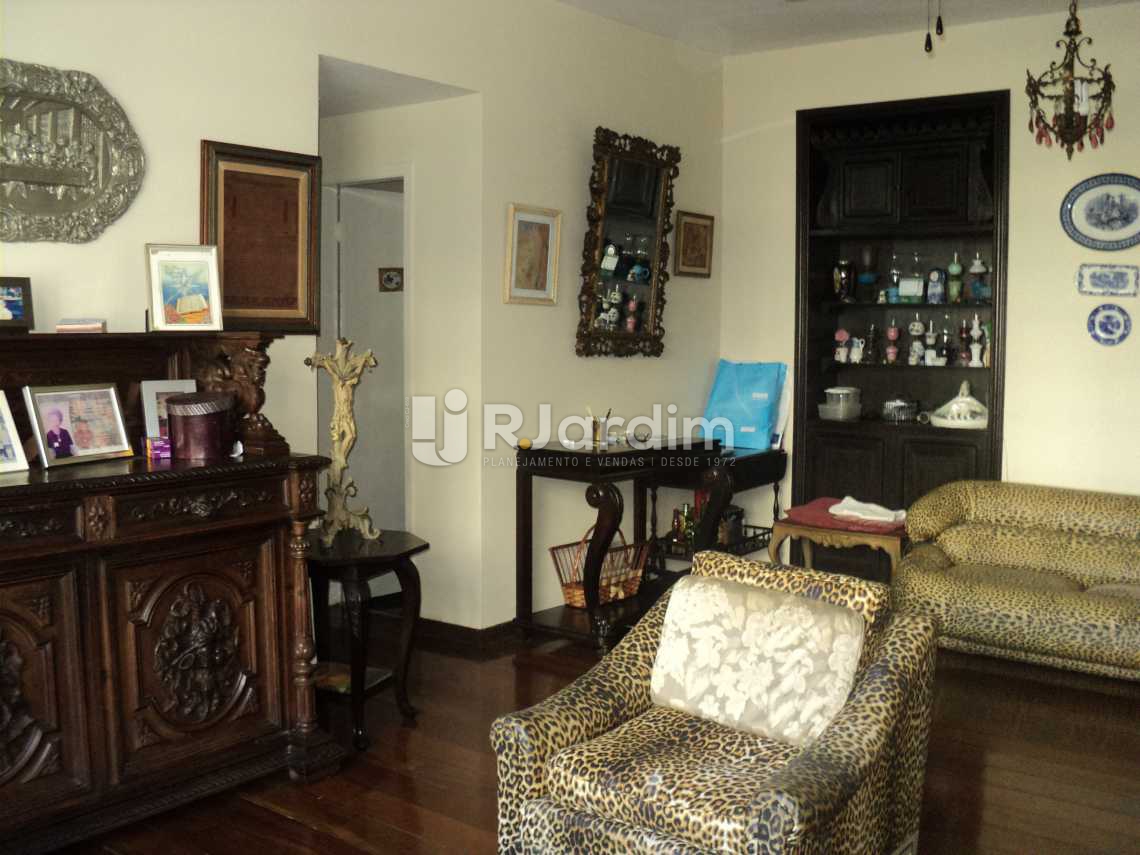 Conheça Salão do imóvel - Apartamento 3 Quartos Cosme Velho Zona sul Rio de Janeiro RJ - LAAP30772 - 4 Salão - Apartamento 3 Quartos Cosme Velho Zona sul Rio de Janeiro RJ - LAAP30772 - 4