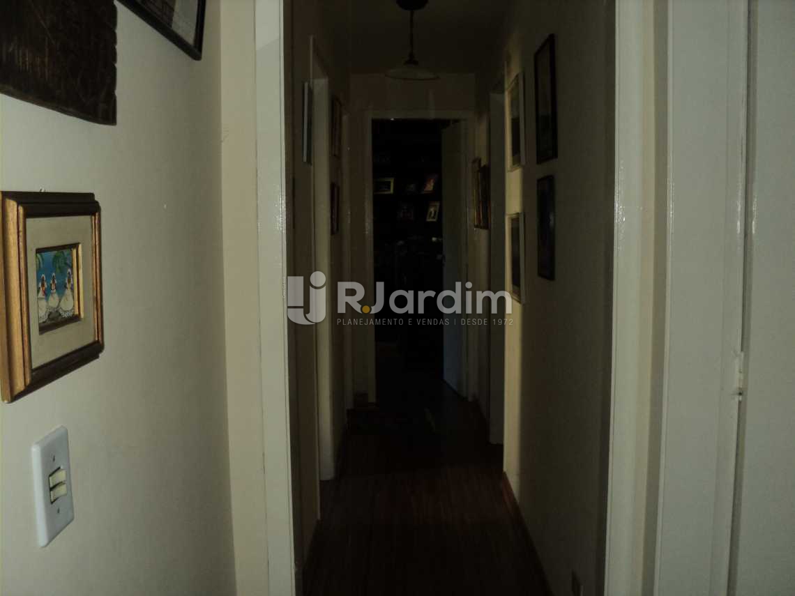 Conheça Circulação do imóvel - Apartamento 3 Quartos Cosme Velho Zona sul Rio de Janeiro RJ - LAAP30772 - 8 Circulação - Apartamento 3 Quartos Cosme Velho Zona sul Rio de Janeiro RJ - LAAP30772 - 8