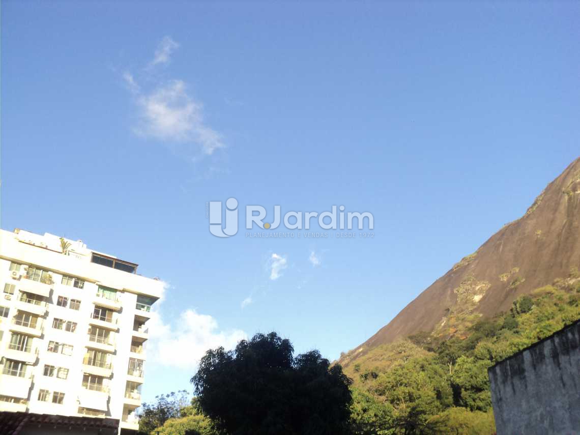 Conheça Vista das piscinas do imóvel - Apartamento 3 Quartos Cosme Velho Zona sul Rio de Janeiro RJ - LAAP30772 - 27 Vista das piscinas - Apartamento 3 Quartos Cosme Velho Zona sul Rio de Janeiro RJ - LAAP30772 - 27
