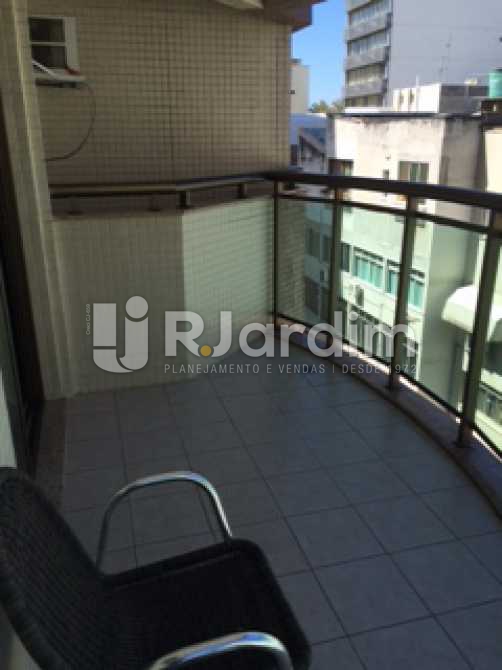 Conheça Varanda do imóvel - Flat Residencial Ipanema Zona Sul Rio de Janeiro RJ - LAFL10021 - 4 Varanda - Flat Residencial Ipanema Zona Sul Rio de Janeiro RJ - LAFL10021 - 4