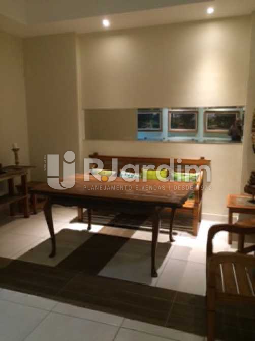 Conheça Sala de estar do imóvel - Flat Residencial Ipanema Zona Sul Rio de Janeiro RJ - LAFL10021 - 18 Sala de estar - Flat Residencial Ipanema Zona Sul Rio de Janeiro RJ - LAFL10021 - 18